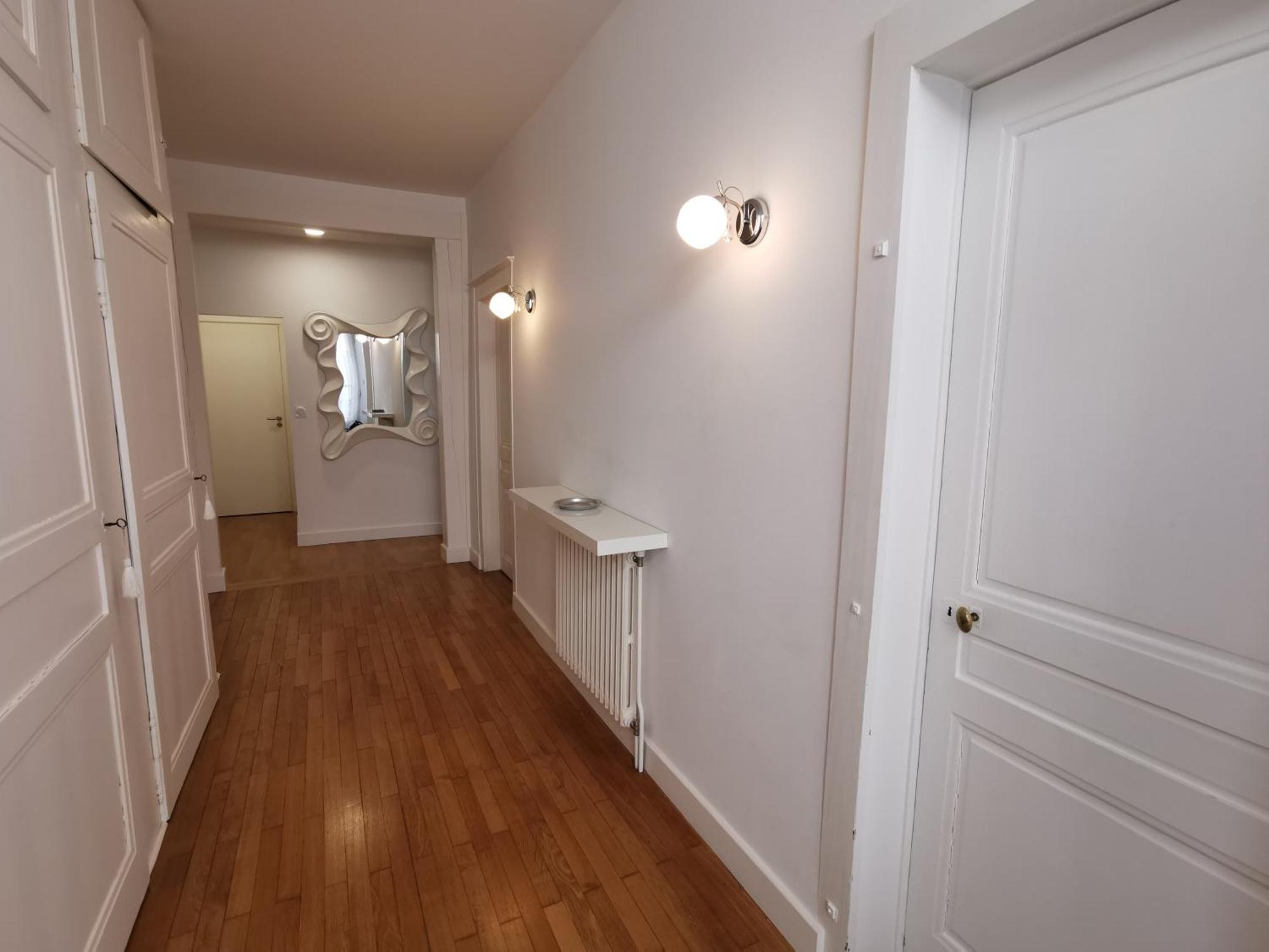 Appartement 3 Chambres Au Coeur Du Jura, Ideal Famille Salins-les-Bains Exterior foto